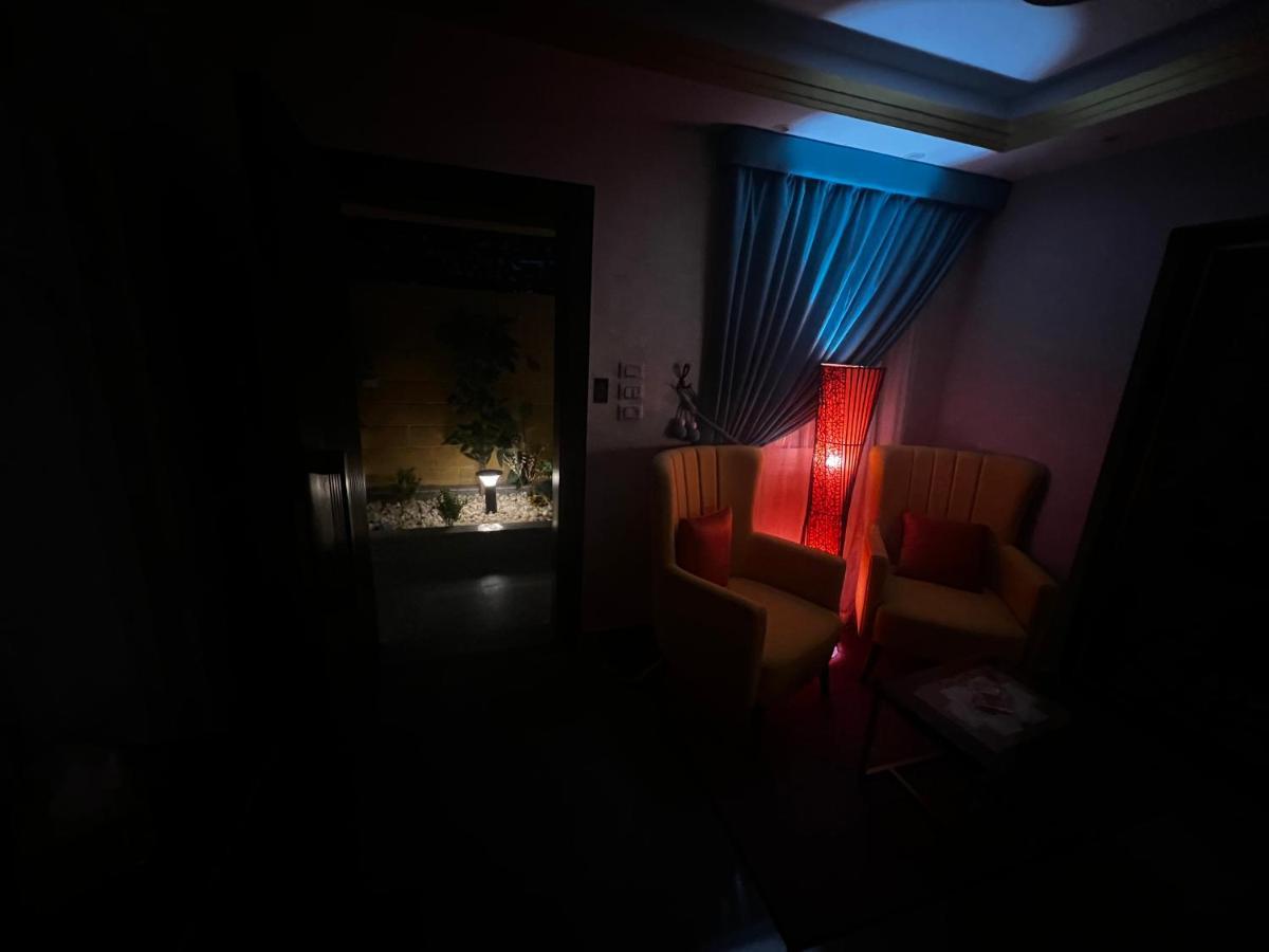 קהיר Luxury Flat With Garden And Private Entrance شقة فاخرة بحديقة و مدخل خاص מראה חיצוני תמונה