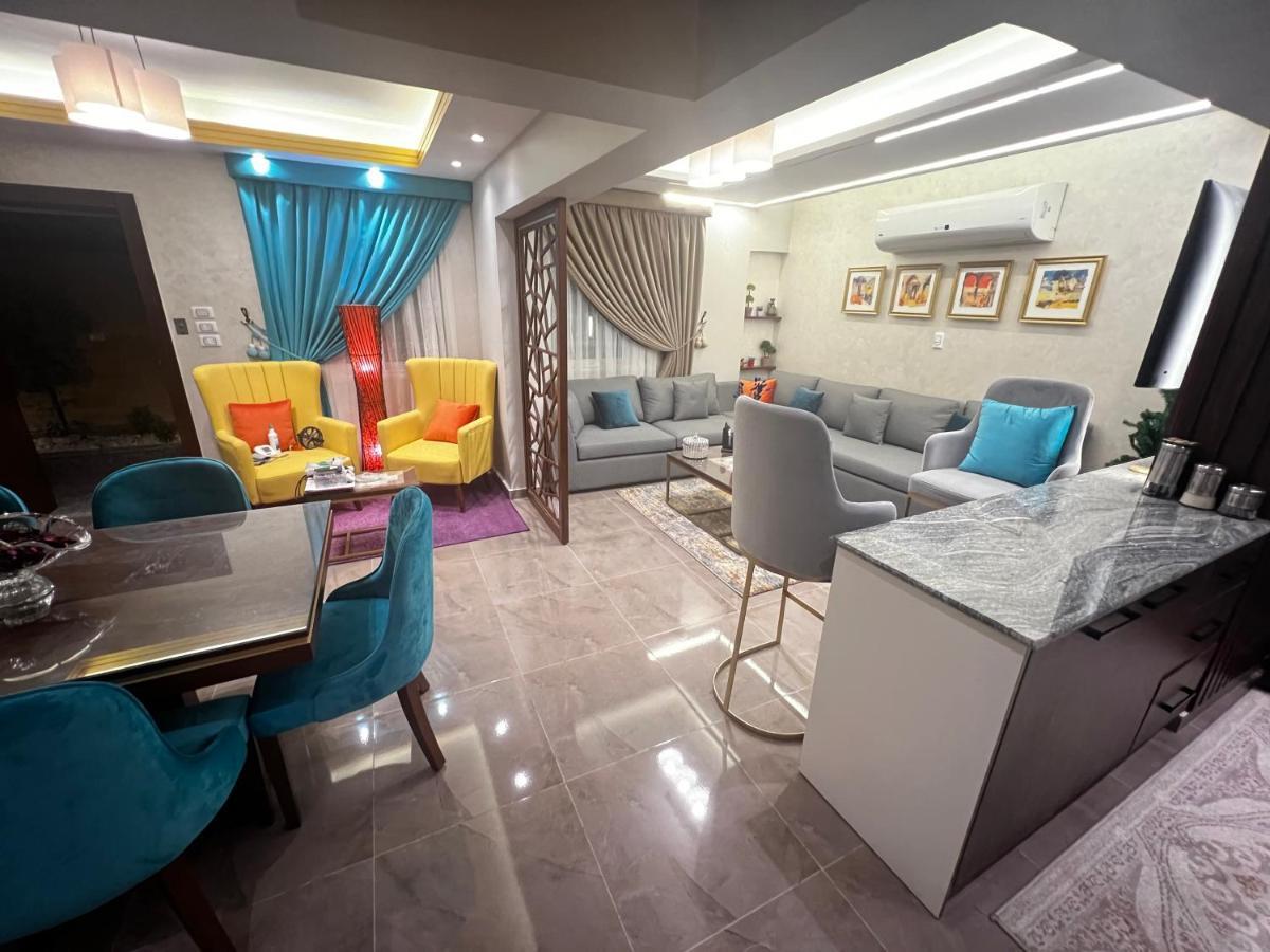 קהיר Luxury Flat With Garden And Private Entrance شقة فاخرة بحديقة و مدخل خاص מראה חיצוני תמונה
